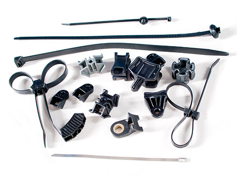 Plastic/nylon cable ties